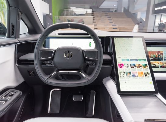 하이피 X의 궁극적인 4석 럭셔리 SUV, 550km의 NEDC 범위와 최대 속도 200km/h