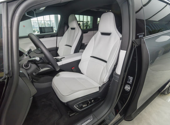 하이피 X의 궁극적인 4석 럭셔리 SUV, 550km의 NEDC 범위와 최대 속도 200km/h
