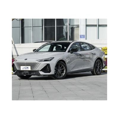 에너지 차량 2024 차난 유니-V PHEV 5석용 자동차 흰색 검은색 흰색 또는 빨간색