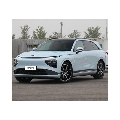높은 2023 Xiaopeng G9 성능 EV 자동차 702km 범위와 최대 속도 200 Km/h