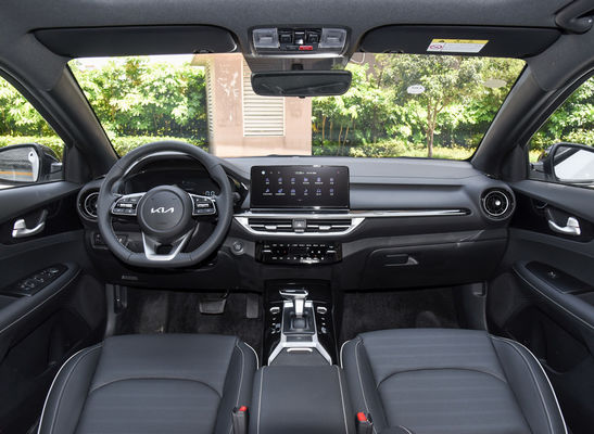 2024 KIA K3 이코노미 EV 카 컴팩트 세단 차 사거리가 410km, 최고 속도는 165km/h