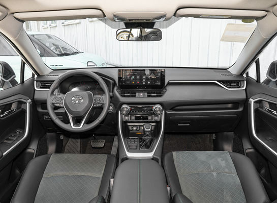 2023 인기 디자인 토요타 RAV4 R18 타이어 사이즈 정상 스티어링 휠 가솔린 자동차 SUV