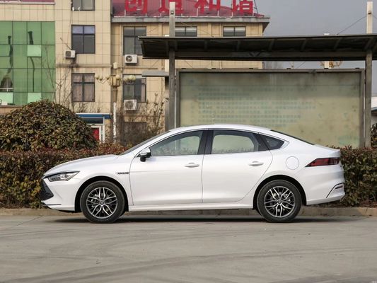 BYD QIN 플러스 챔피언 에디션 DM-i 120KM 트랜스센센스135800 배터리 전기 차량