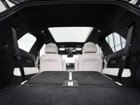 수출 Lixiang L9 대형 SUV 42.8kWh 배터리 용량 5 개의 문 5 좌석 디자인