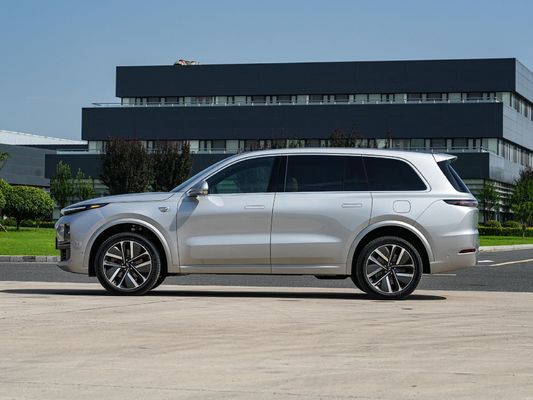 카리저 구조 6석 하이브리드 전기 SUV 5.3s 가속과 확장 범위