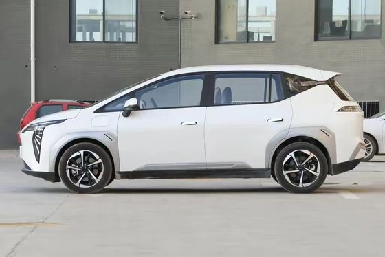 중국 시장의 가장 좋아하는 2024 Aion Y 플러스 스피드 전기 자동차를 위한 좌측 운전 SUV