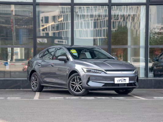 2024 BYD QIN 플러스 EV 고급스럽고 친환경적인 라이프 스타일을 위한 에너지 전기 자동차