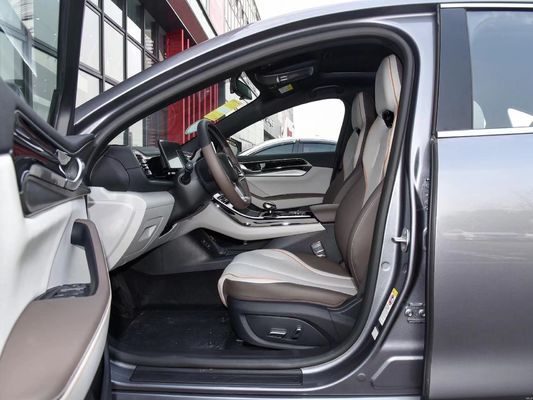 2024 BYD QIN 플러스 EV 고급스럽고 친환경적인 라이프 스타일을 위한 에너지 전기 자동차