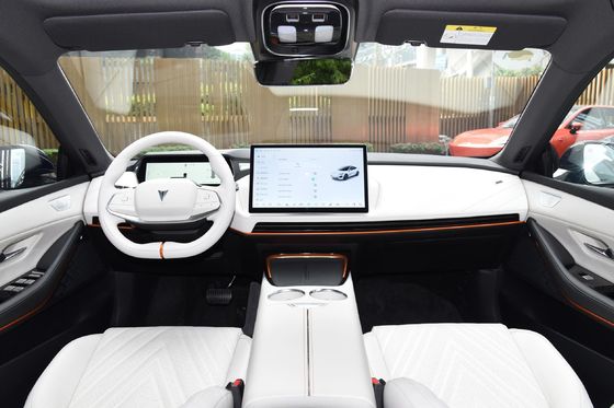 쉐란 SL03 에너지 차량 재고 4WD SUV 자동차 휠베이스 2900mm 그리고 왼쪽으로 운전