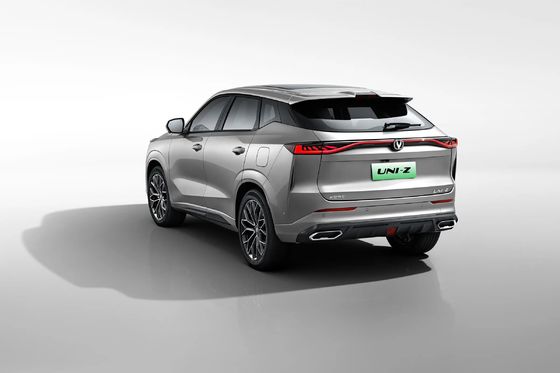 차난 유니 Z 5석 체조 구조와 하이브리드 기술로 사용 된 자동차 럭셔리 SUV