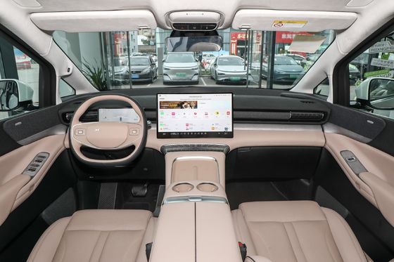 Xpeng X9의 최고의 대형 MPV EV 자동차 702km 초장거리와 빠른 충전 시간