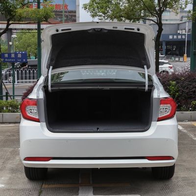 2024 혼다 크라이더 180 터보 Cvt 컴팩트 세단 5 좌석과 2500-3000mm 휠베이스