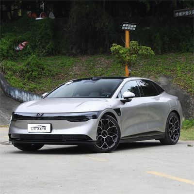 감탄할 준비가 되세요 Zeekr 007 듀얼 모터 청정 전기 자동차 왼손 운전자