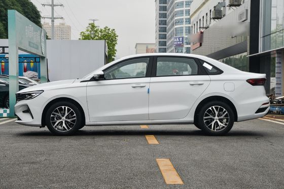 s 모델 2024 지리의 5석 세단 1.5l 1.8l 가솔린 가솔린 세단 터보 엔진