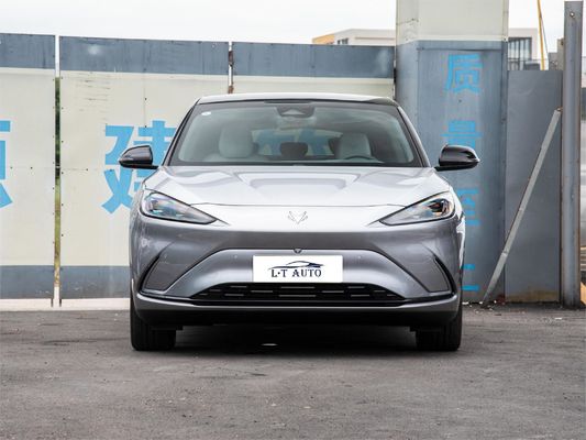5도어 5석 SUV 폴라 폭스 알파 T ARCFOX S 700km 범위의 에너지 차량
