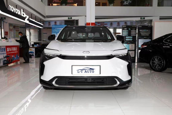 5개의 문 5개의 좌석 BZ4X 전기 SUV 사륜 구동과 세차 리?? 이온 배터리