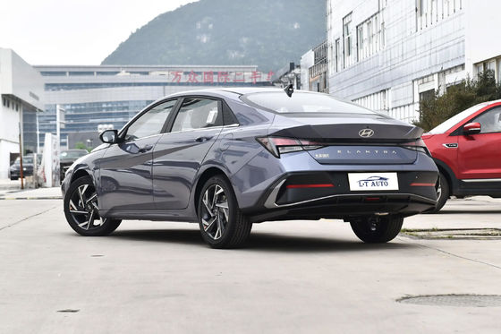2024 현대 엘란트라 1.5L CVT 자동 FWD 연료 가솔린 자동차 5 좌석으로 제작