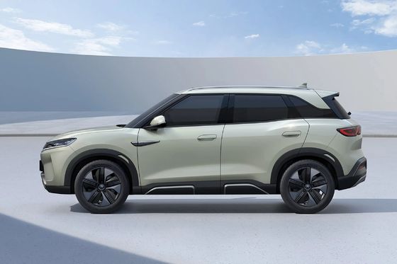 BYD Yuan UP 순수 전기 차량 좌측 스티어링으로 컴팩트하고 저렴한 소형 SUV