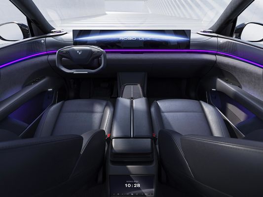 지일리 지유 01 테르너리 리?? 배터리 듀얼 모터 4WD 럭셔리 SUV AI 자동차 로봇 EV 2024
