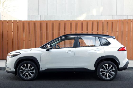 돈을 위한 SUV 2024 토요타 코롤라 크로스 2.0L 가솔린 하이브리드 스포츠카