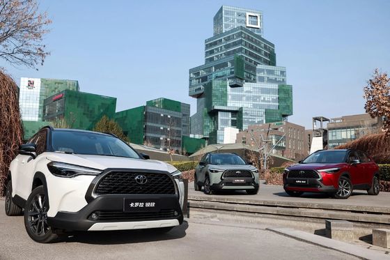 돈을 위한 SUV 2024 토요타 코롤라 크로스 2.0L 가솔린 하이브리드 스포츠카