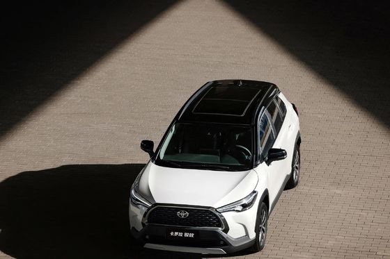 돈을 위한 SUV 2024 토요타 코롤라 크로스 2.0L 가솔린 하이브리드 스포츠카