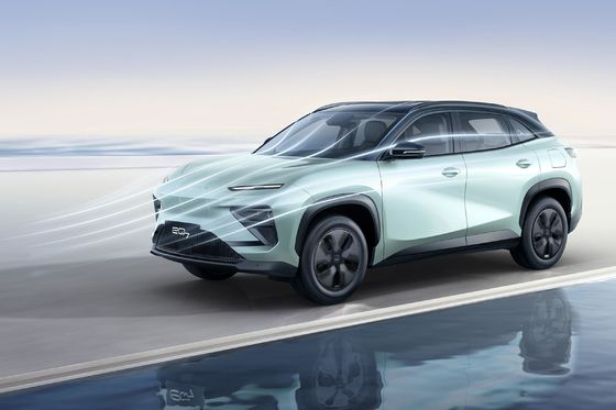 2024 체리 EQ7 5석 EV SUV와 리?? 배터리로 운전의 미래를 경험하십시오.