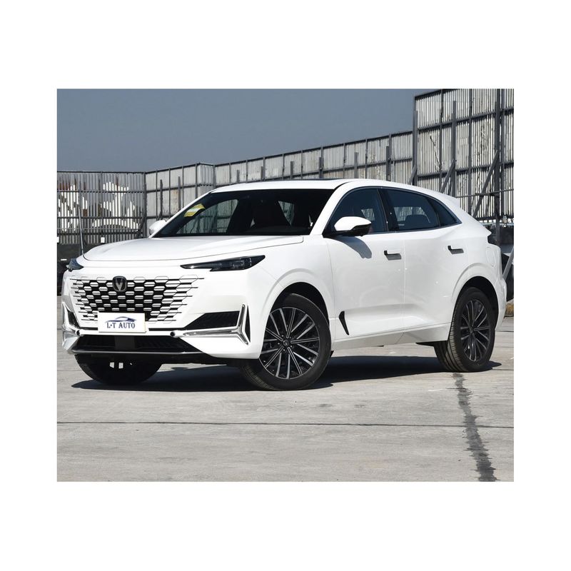 차난 UNI K 하이브리드 자동차 AWD 중형 SUV 스타일과 파워의 완벽한 조합