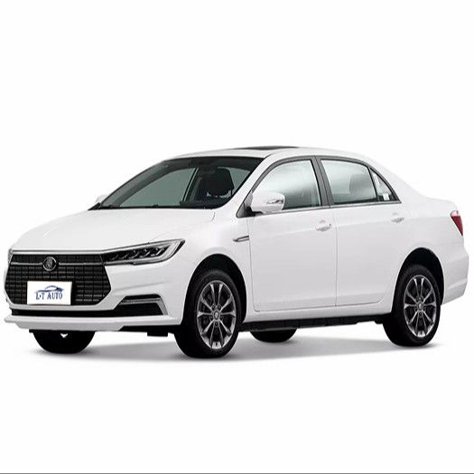 2024 BYD Qin PLUS DM-i 55KM 챔피언 에디션 배터리 전기 차량 검은색