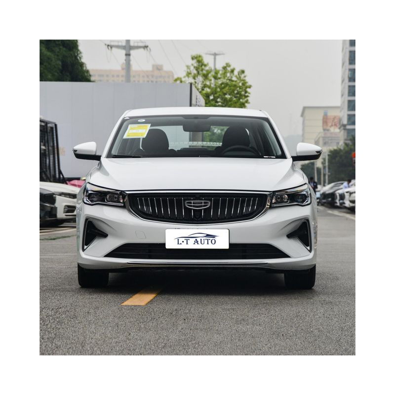 2024 지일리 엠그랜드 1.5L 1.8L 터보 Fwd 유로 6 배출량 표준을 갖춘 슈퍼 가솔린 자동차