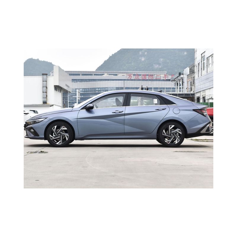 2024 현대 엘란트라 1.5L CVT 자동 FWD 연료 가솔린 자동차 5 좌석으로 제작